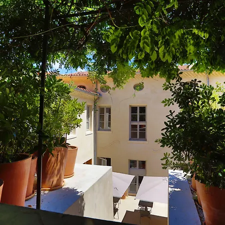 De La Villeon Tournon-sur-Rhone